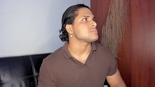 Evansdark1 online show from January 2026 10:24:01 PM