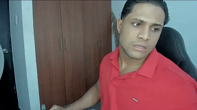 Evansdark1 online show from May 2026 10:35:01 PM