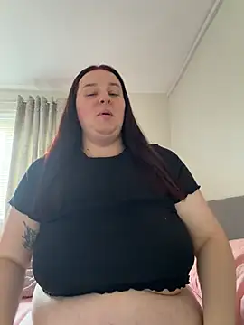 Snapshot of Curvaceouscarla chatting on July 2026 02:01:01 PM Curvaceouscarla online show from July 2026 02:01:01 PM