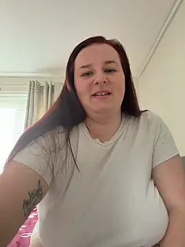 Snapshot of Curvaceouscarla chatting on July 2026 12:31:02 PM Curvaceouscarla online show from July 2026 12:31:02 PM
