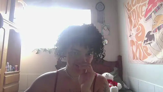 Snapshot of CamillyBlum chatting on February 2026 04:18:01 PM CamillyBlum online show from February 2026 04:18:01 PM