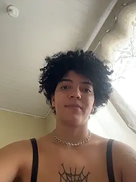 CamillyBlum online show from November 2025 04:40:02 PM