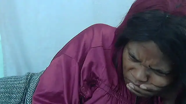 Snapshot of sexythae32 chatting on September 2025 06:41:02 AM sexythae32 online show from September 2025 06:41:02 AM