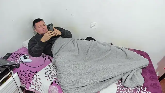 Snapshot of fuckynations chatting on February 2025 04:35:01 PM fuckynations online show from February 2025 04:35:01 PM