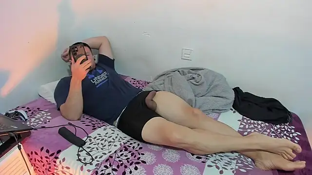 Snapshot of fuckynations chatting on February 2025 09:48:02 PM fuckynations online show from February 2025 09:48:02 PM