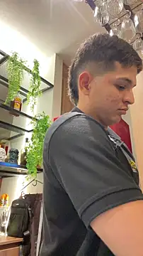 RobinLenoxx online show from March 2026 03:12:01 AM