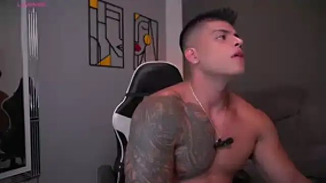 tyler muscle1 online show from April 2026 04:07:02 AM