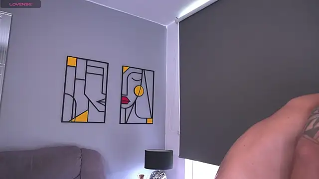 tyler muscle1 online show from November 2025 05:56:02 PM