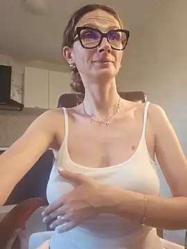 NaughtyWifey1 online show from June 2026 02:50:02 AM