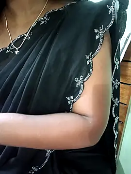 Laxmipriyatamil online show from May 2026 10:24:01 PM