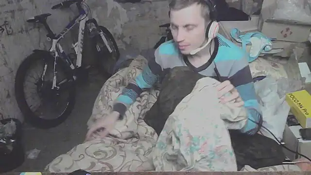 makarov1993 online show from October 2025 06:41:02 PM