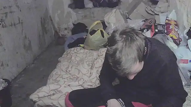 Snapshot of makarov1993 chatting on November 2025 10:57:02 PM makarov1993 online show from November 2025 10:57:02 PM