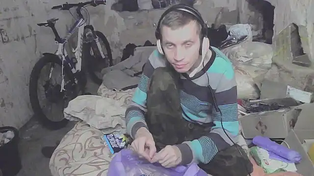 makarov1993 online show from October 2025 11:29:02 AM
