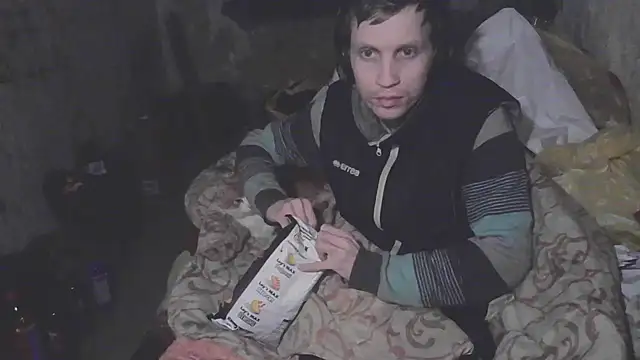 makarov1993 online show from December 2025 04:00:01 PM