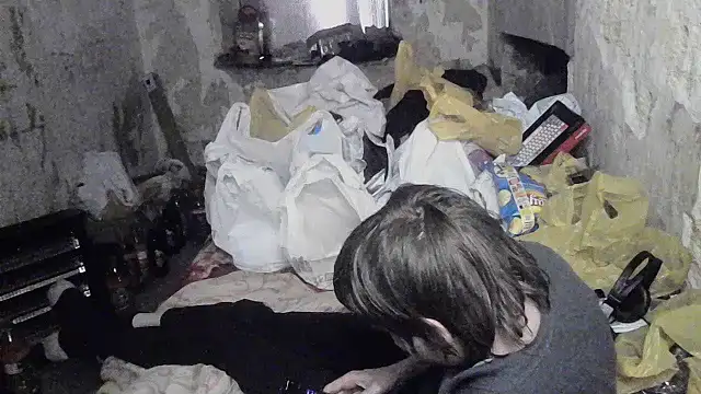 Snapshot of makarov1993 chatting on May 2026 11:14:02 PM makarov1993 online show from May 2026 11:14:02 PM