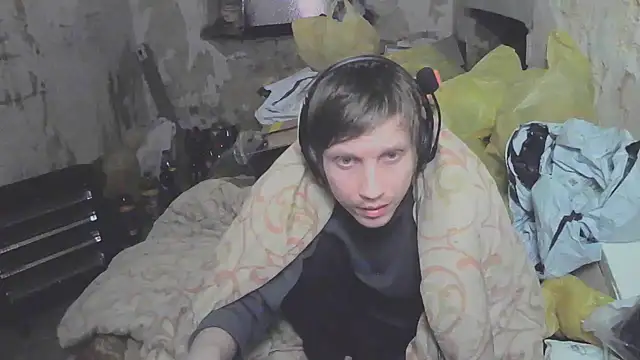 Snapshot of makarov1993 chatting on April 2026 05:47:02 AM makarov1993 online show from April 2026 05:47:02 AM