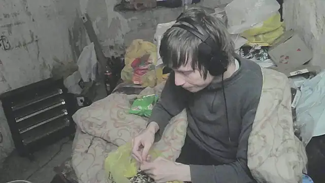 makarov1993 online show from April 2026 11:04:01 AM