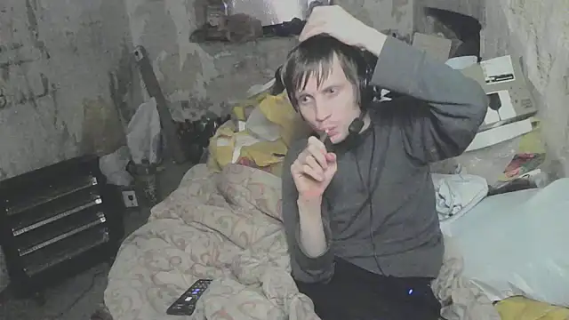 Snapshot of makarov1993 chatting on April 2026 07:07:02 PM makarov1993 online show from April 2026 07:07:02 PM