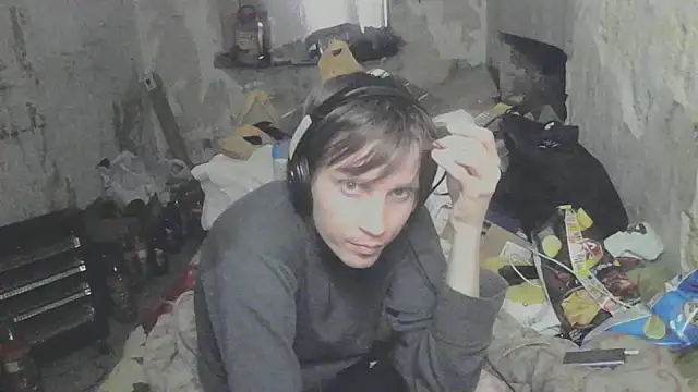 Snapshot of makarov1993 chatting on May 2026 01:55:02 PM makarov1993 online show from May 2026 01:55:02 PM