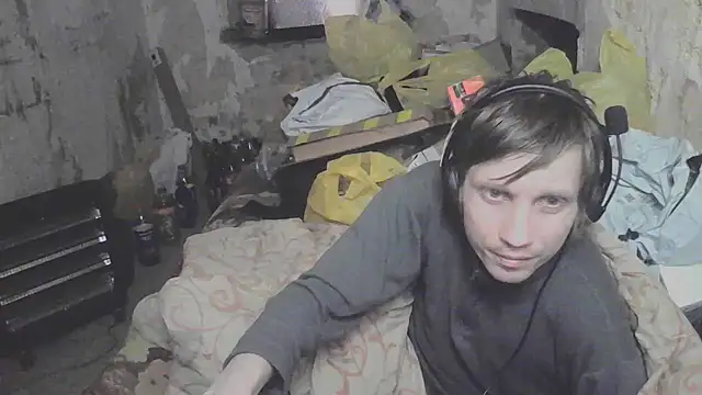Snapshot of makarov1993 chatting on April 2026 05:41:02 PM makarov1993 online show from April 2026 05:41:02 PM