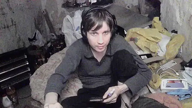 Snapshot of makarov1993 chatting on May 2026 09:43:02 PM makarov1993 online show from May 2026 09:43:02 PM
