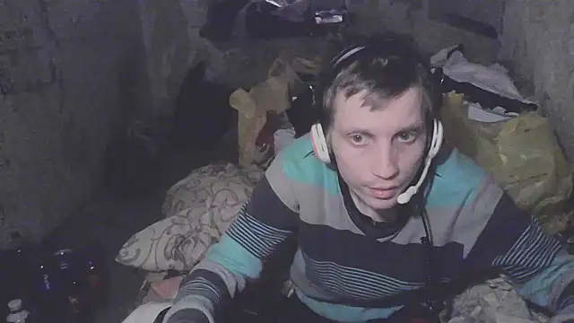 Snapshot of makarov1993 chatting on December 2025 11:33:02 AM makarov1993 online show from December 2025 11:33:02 AM