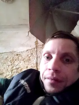 Snapshot of makarov1993 chatting on December 2025 10:20:01 AM makarov1993 online show from December 2025 10:20:01 AM