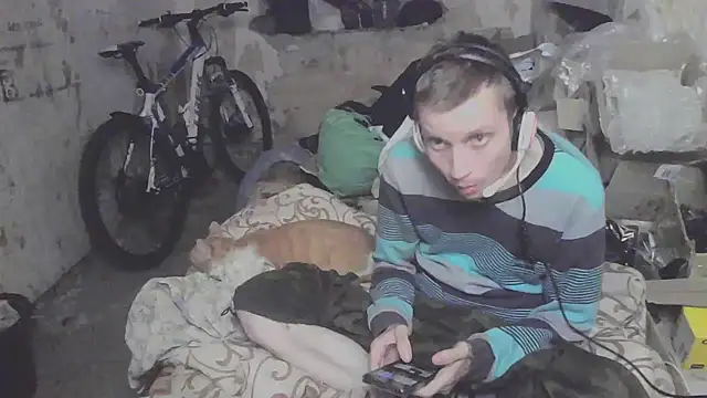 makarov1993 online show from October 2025 05:58:01 PM