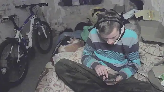 makarov1993 online show from October 2025 09:25:02 PM