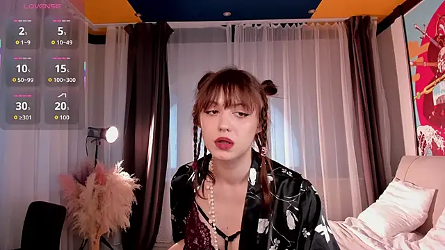 Snapshot of chloe_dreammm chatting on October 2025 12:07:02 PM chloe dreammm online show from October 2025 12:07:02 PM