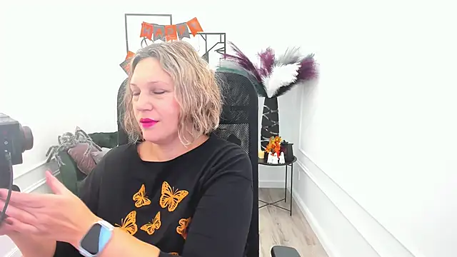 NinaStarle online show from October 2025 04:33:01 AM