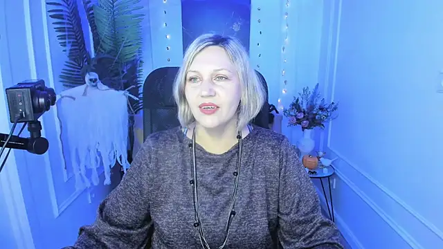 NinaStarle online show from October 2025 04:49:02 AM