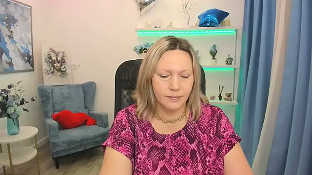 NinaStarle online show from April 2026 04:30:01 AM
