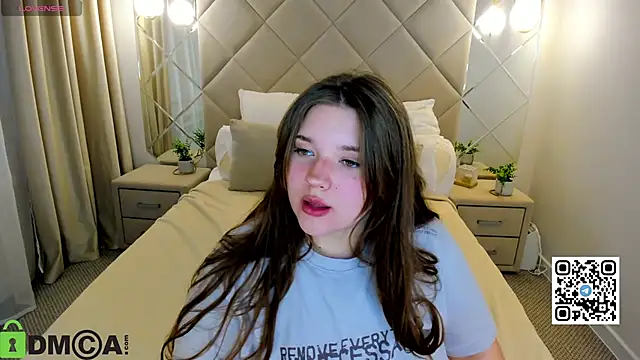 Chloee White online show from October 2025 11:49:02 PM