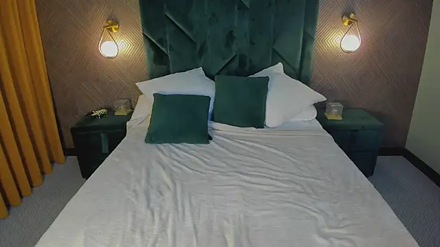 Chloee White online show from January 2026 09:45:02 AM