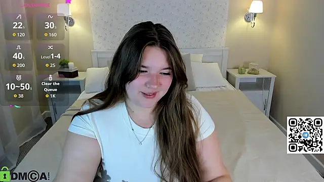 Chloee White online show from October 2025 12:58:01 AM