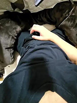 Takumin-mogmog online show from December 2025 05:08:01 AM