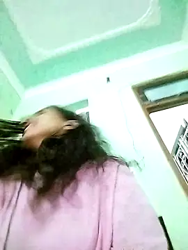 JHILMIL online show from November 2025 05:24:02 PM