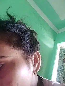 JHILMIL online show from November 2025 04:38:02 AM