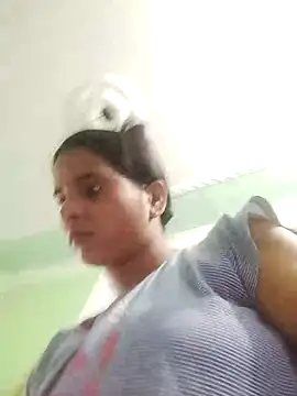 JHILMIL online show from October 2025 03:22:01 AM