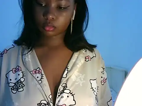 zoe215 online show from June 2026 11:52:02 AM