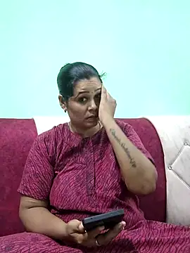 tamilaruvi online show from May 2026 05:45:01 AM