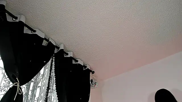 Snapshot of Londonttipton chatting on September 2025 10:09:02 PM Londonttipton online show from September 2025 10:09:02 PM