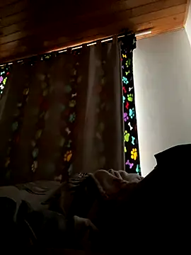 Michaell Spinelly online show from October 2025 02:02:02 PM