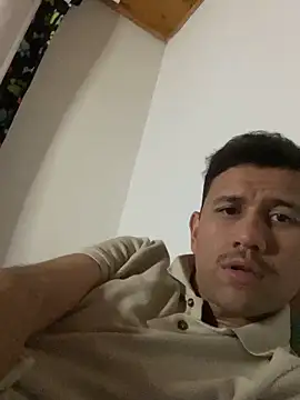 Michaell Spinelly online show from November 2025 02:16:02 AM