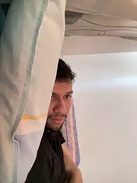 Michaell Spinelly online show from January 2026 03:05:02 PM