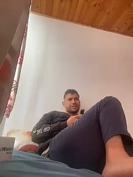 Michaell Spinelly online show from February 2026 01:44:02 PM