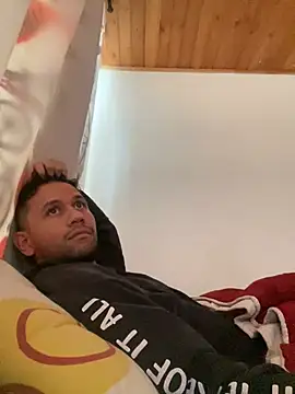 Michaell Spinelly online show from February 2026 06:48:01 PM