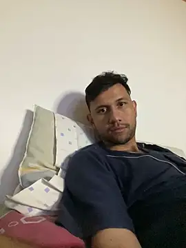 Michaell Spinelly online show from December 2025 05:07:01 AM