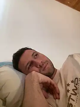 Michaell Spinelly online show from March 2026 08:25:01 PM